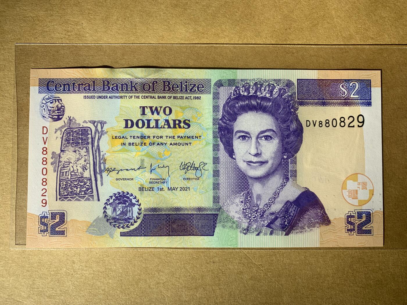 【礼羽收藏】🌏世界钱币拍卖129期 【DV880829】全新UNC 2021年伯利兹2面值纸币 女王钞 无3457尾829 朦胧号