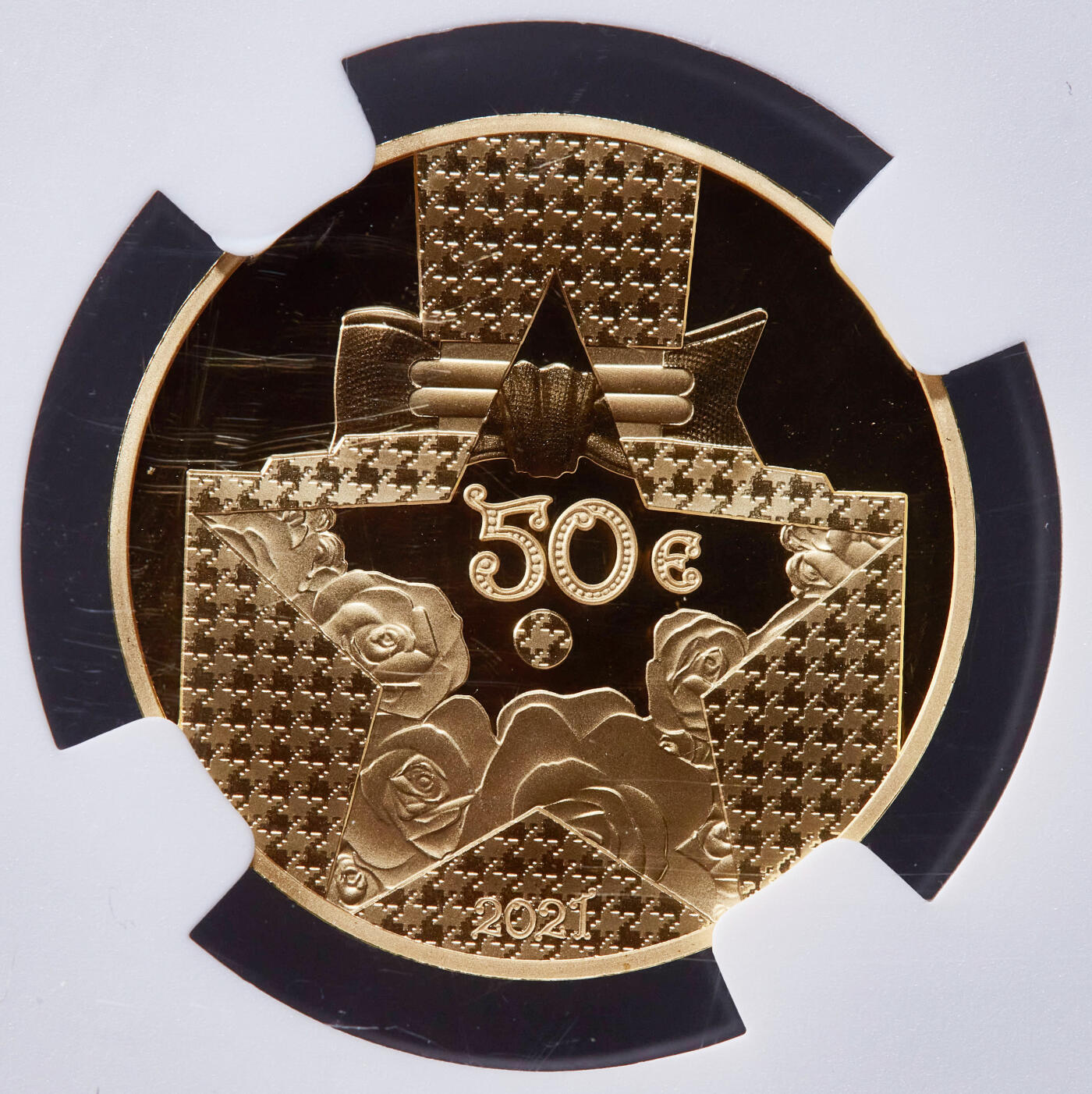 【俄甄集藏】2025年(040) 06-25星期三晚 19:00 全场包邮