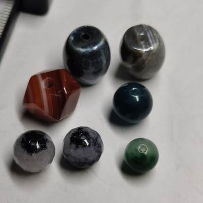 藏珍品阁专场68期 - 玛瑙珠和翡翠珠