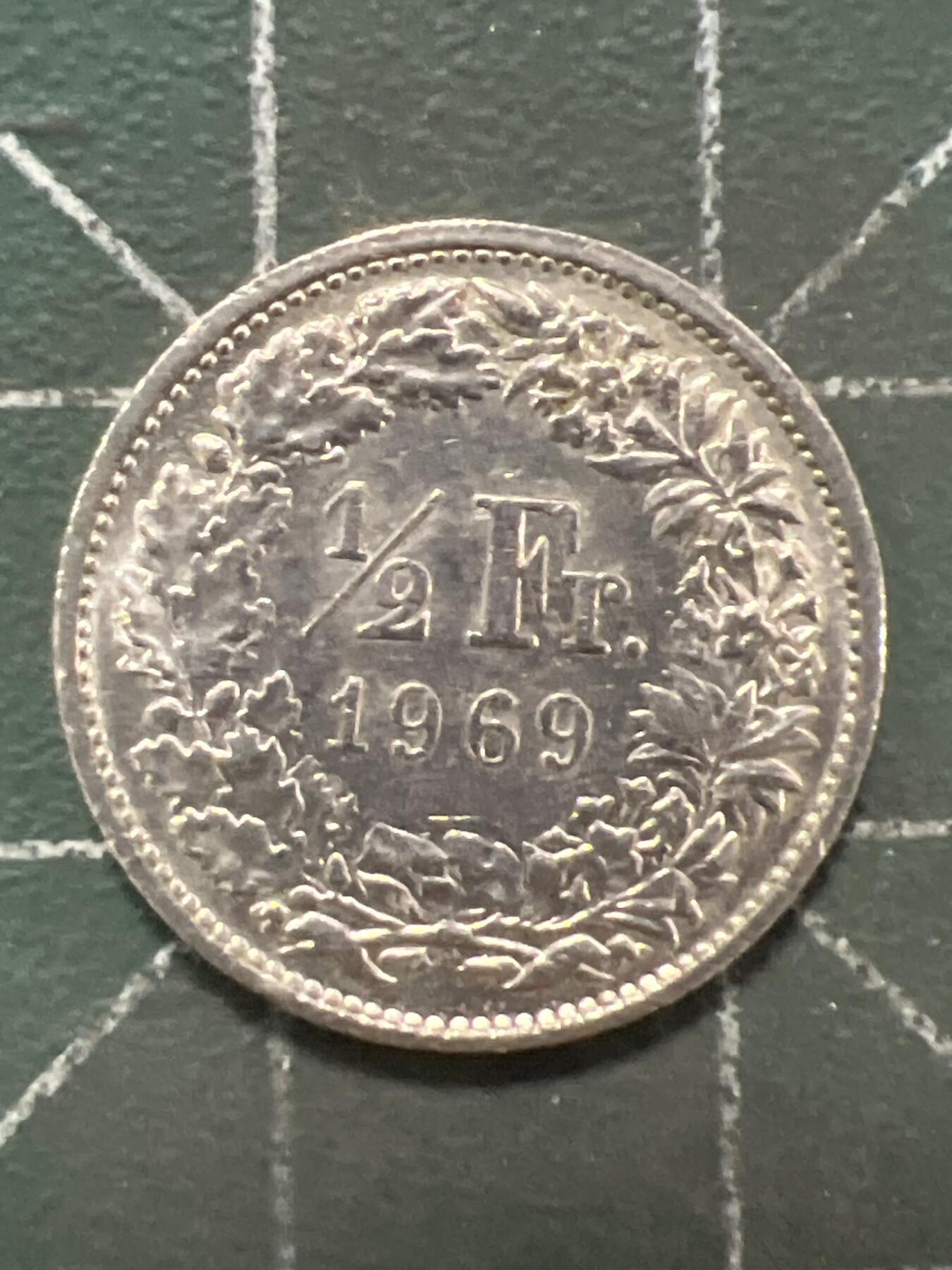 第922期  硬币专场 （无押金，捡漏，全场50包邮，偏远地区除外，接收代拍业务，本店十天发一次货） 瑞士 1/2法郎   1969年