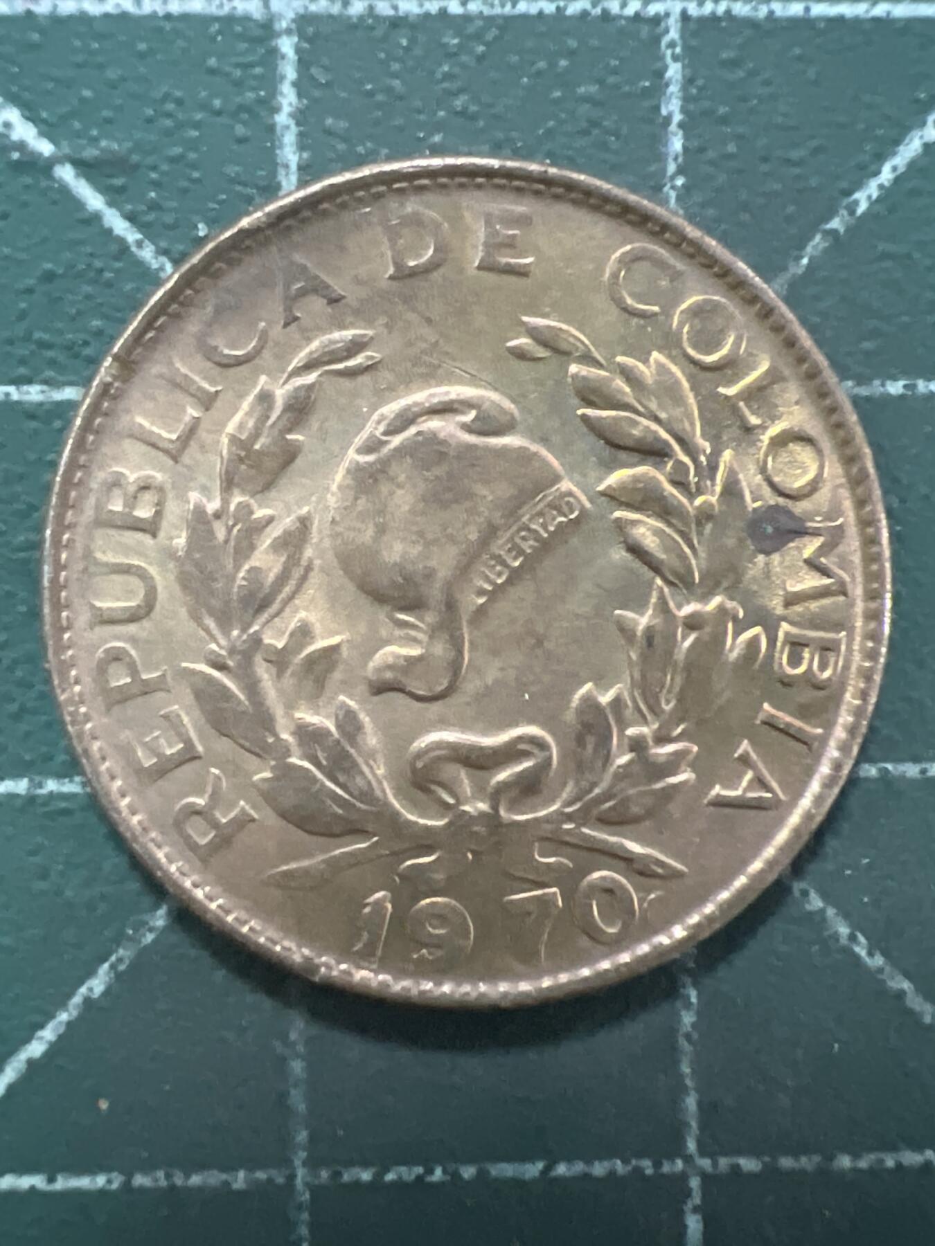 第922期  硬币专场 （无押金，捡漏，全场50包邮，偏远地区除外，接收代拍业务，本店十天发一次货） 哥伦比亚五分  1970年