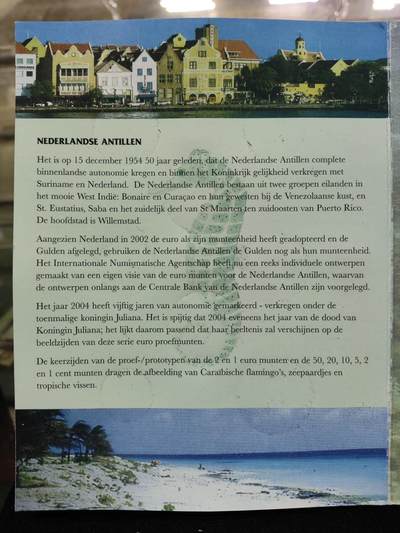 外币收藏 荷属安地列斯2004年 精装欧元样币套币 含2枚双色币，稀少
