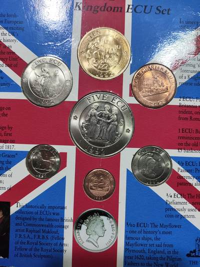 爱陶轩英伦邮币钞章专场 欧洲非流通硬币英国1992年清年份惠美三女神埃古版套币，七枚卡装埃居硬币，7枚一套