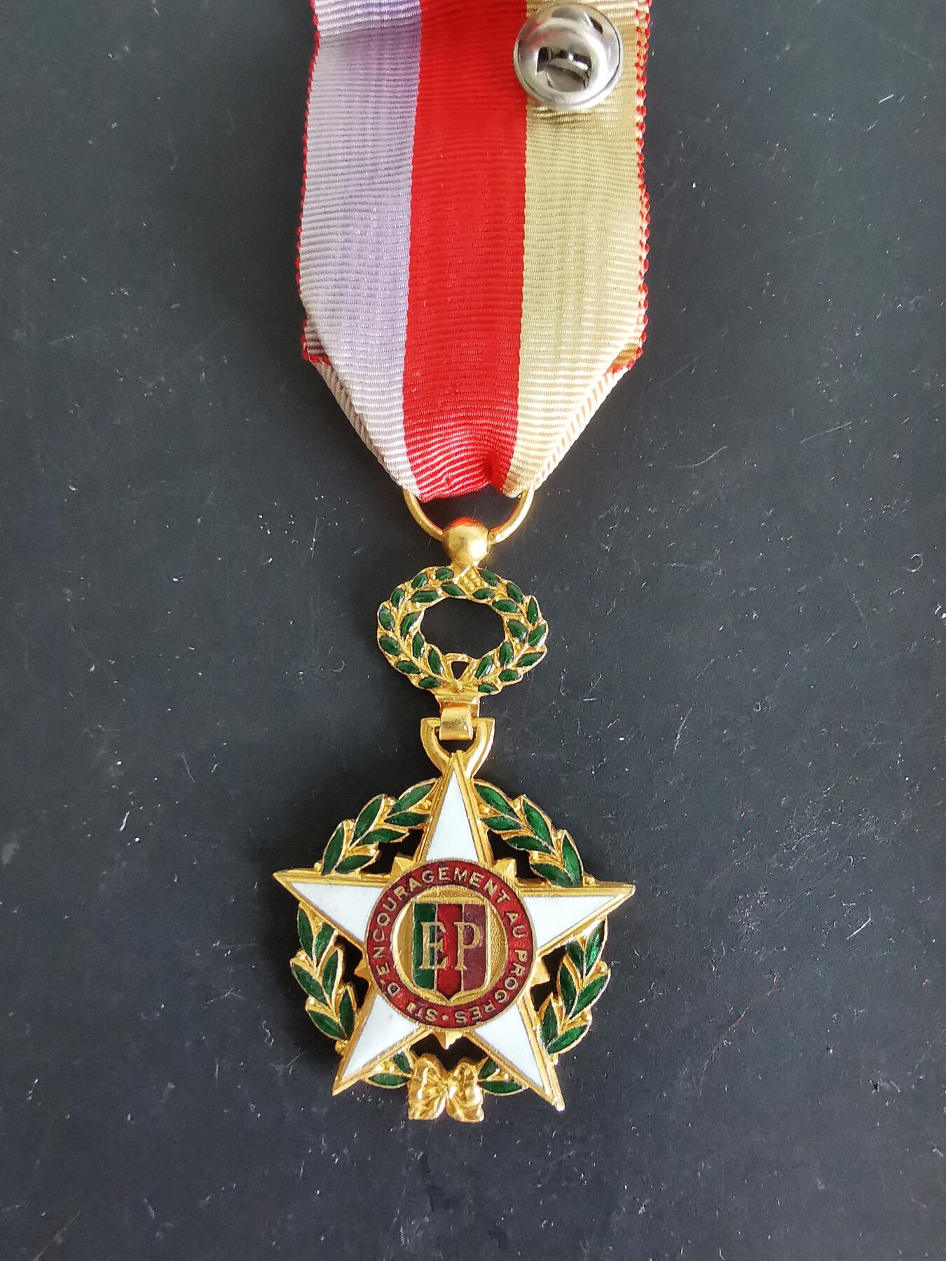 老王徽章第127期