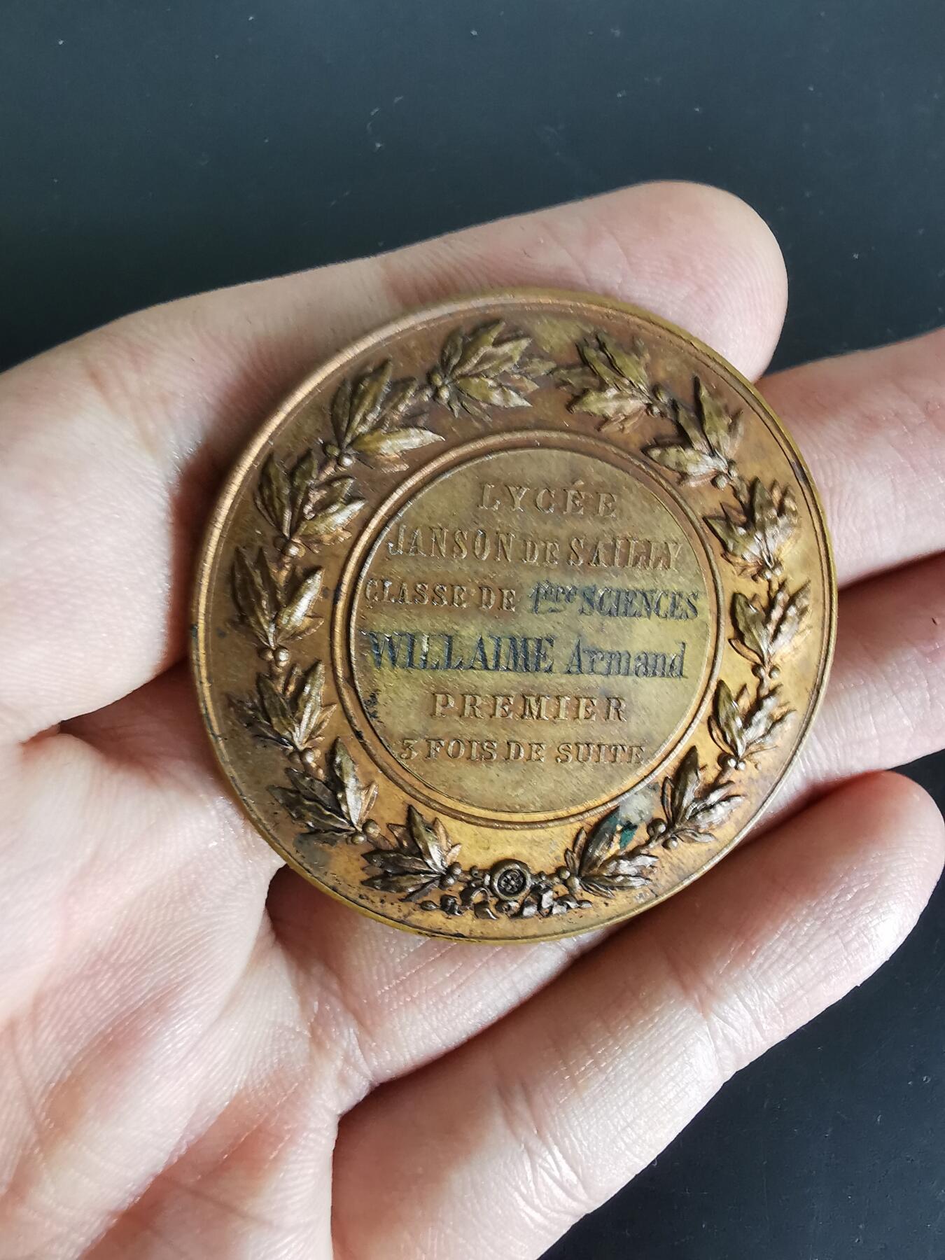 老王徽章第127期