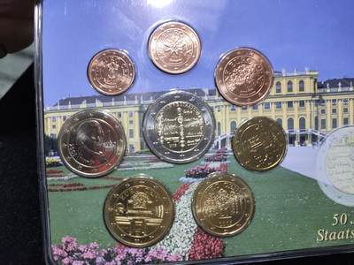 外币收藏 奥地利 2005年欧元硬币套装，含国家条约发表50周年2欧纪念币邮币封