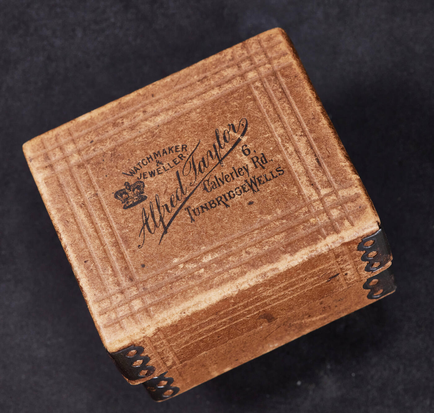 【俄甄集藏】2025年(040) 06-25星期三晚 19:00 全场包邮