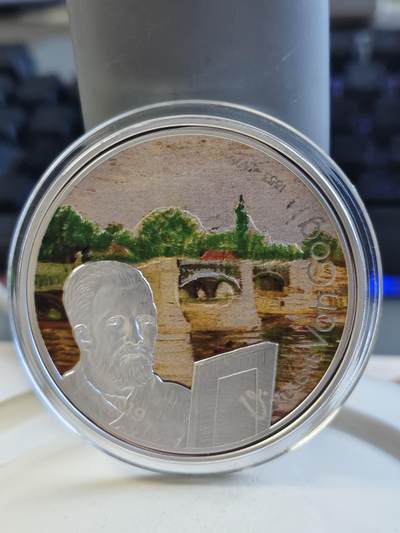 第193期拍卖 - 加蓬2019年画家梵高作品集彩色镀银纪念币，直径50毫米