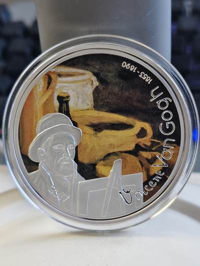 第193期拍卖 - 加蓬2017年画家梵高作品集彩色镀银纪念币，直径50毫米