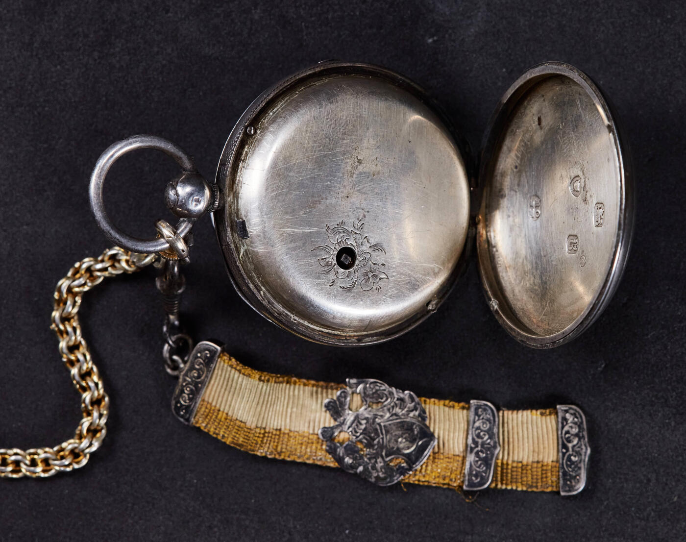 【俄甄集藏】2025年(040) 06-25星期三晚 19:00 全场包邮