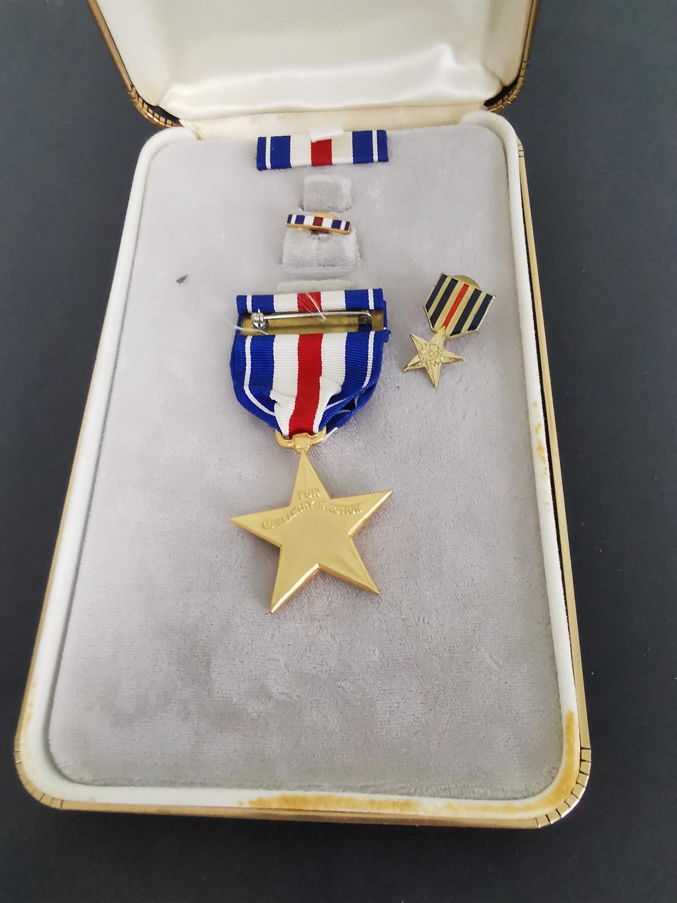 老王徽章第128期