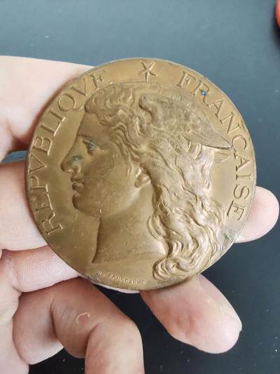 老王徽章第128期 - 法国1886农业竞赛大铜章   直径50mm   重量57.7g   墨丘利形象
