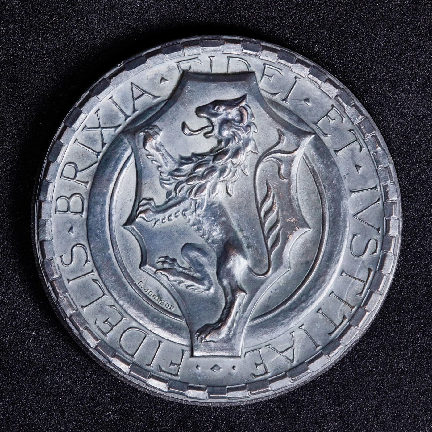 【俄甄集藏】2025年(040) 06-25星期三晚 19:00 全场包邮