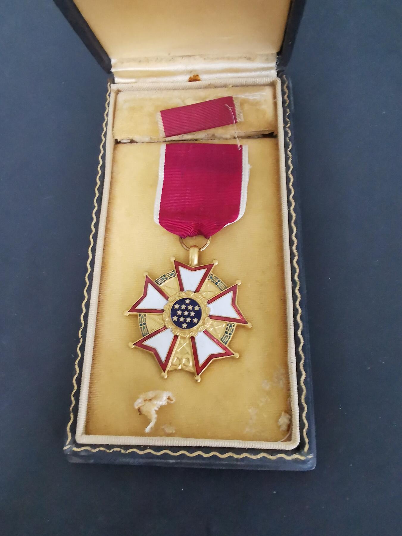 老王徽章第128期