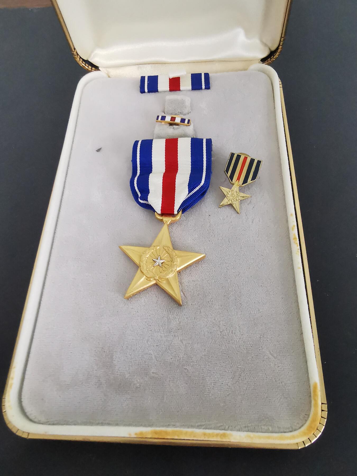 老王徽章第128期