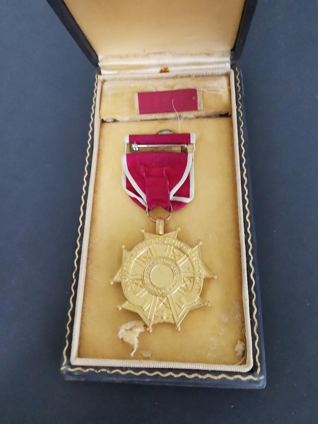 老王徽章第128期