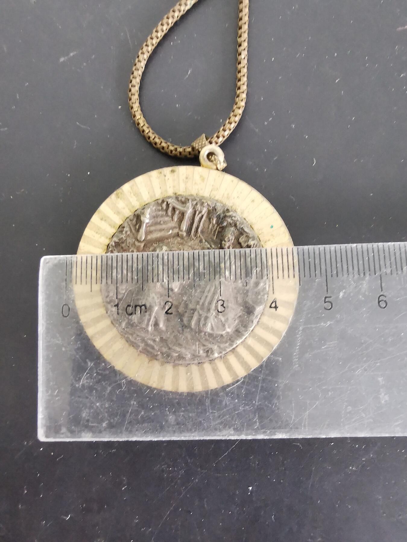 老王徽章第128期