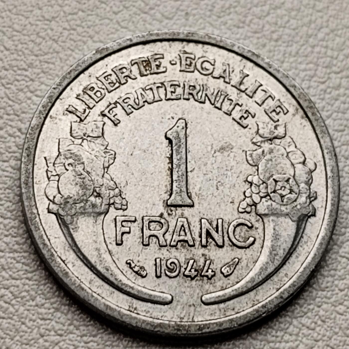 泉币菌-第38场-各国散币 法国1944年 1法郎铝币 23mm 谷物丰收女神