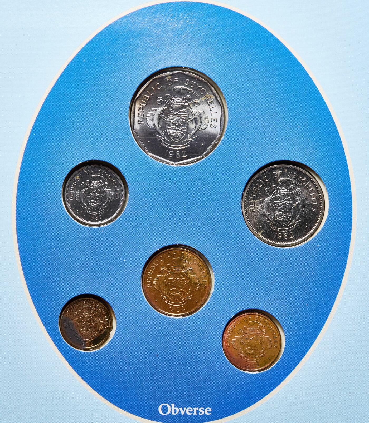 【俄甄集藏】2025年(040) 06-25星期三晚 19:00 全场包邮