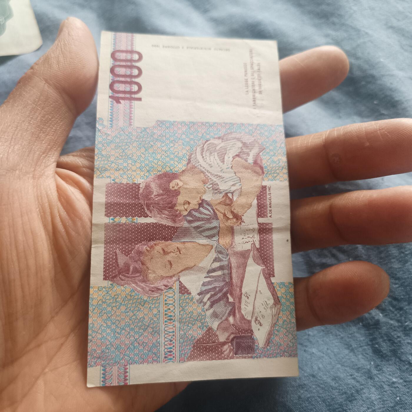 泡泡币外币第五十一场可代拍15038385335微信 意大利一千