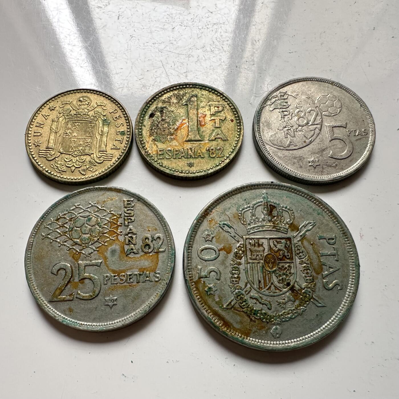 🌹外币初藏🌹🐯2025年第64场  每周二四六晚8️⃣点 接代拍 西班牙卡洛斯五枚