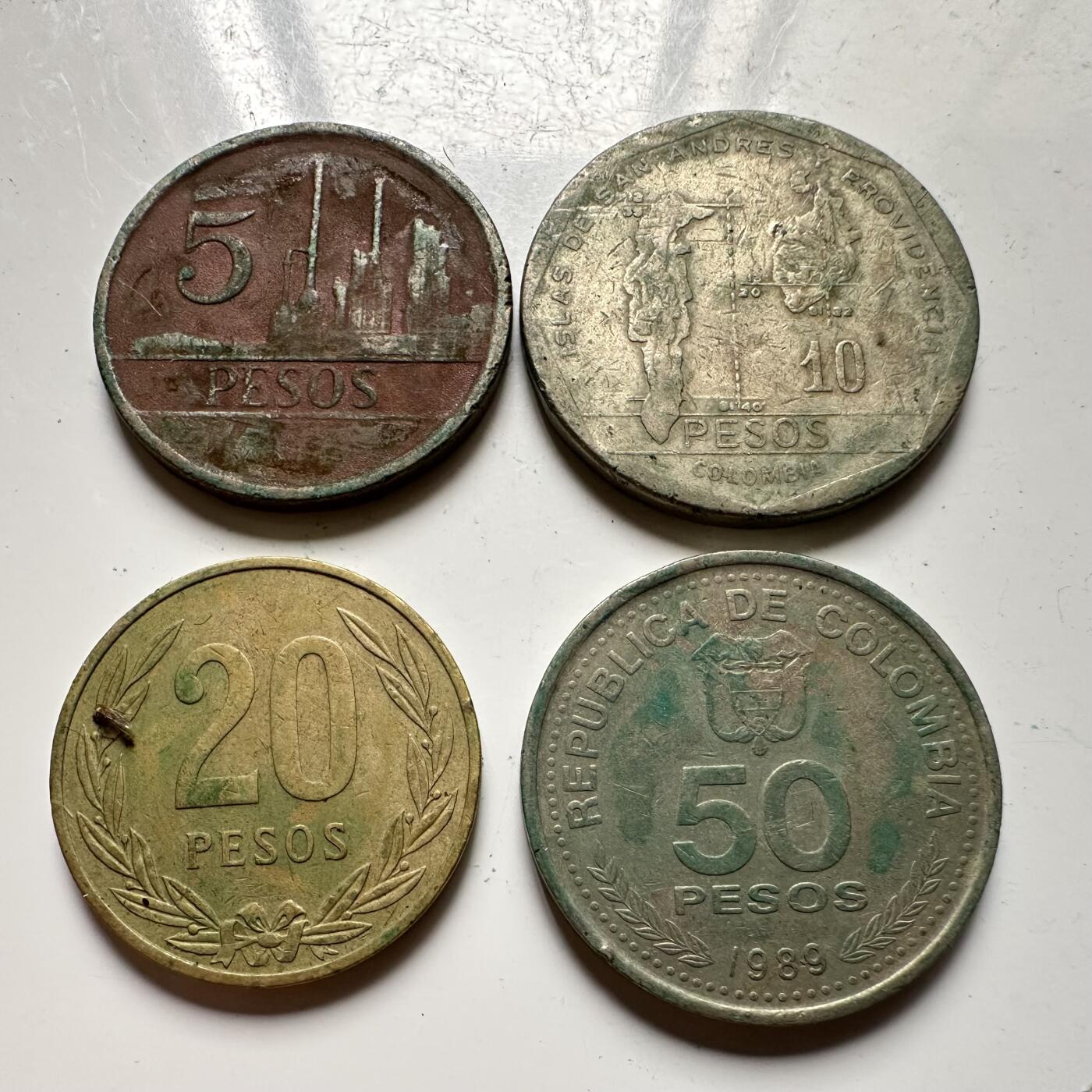 🌹外币初藏🌹🐯2025年第64场  每周二四六晚8️⃣点 接代拍 哥伦比亚四枚
