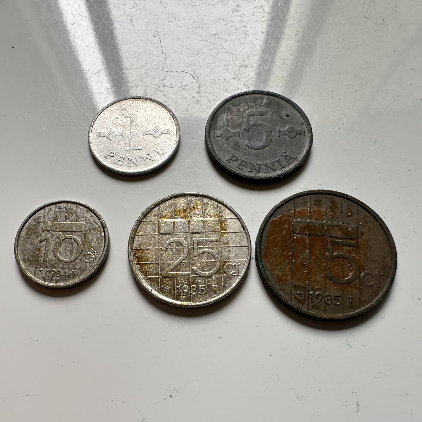 🌹外币初藏🌹🐯2025年第64场  每周二四六晚8️⃣点 接代拍 芬兰荷兰五枚