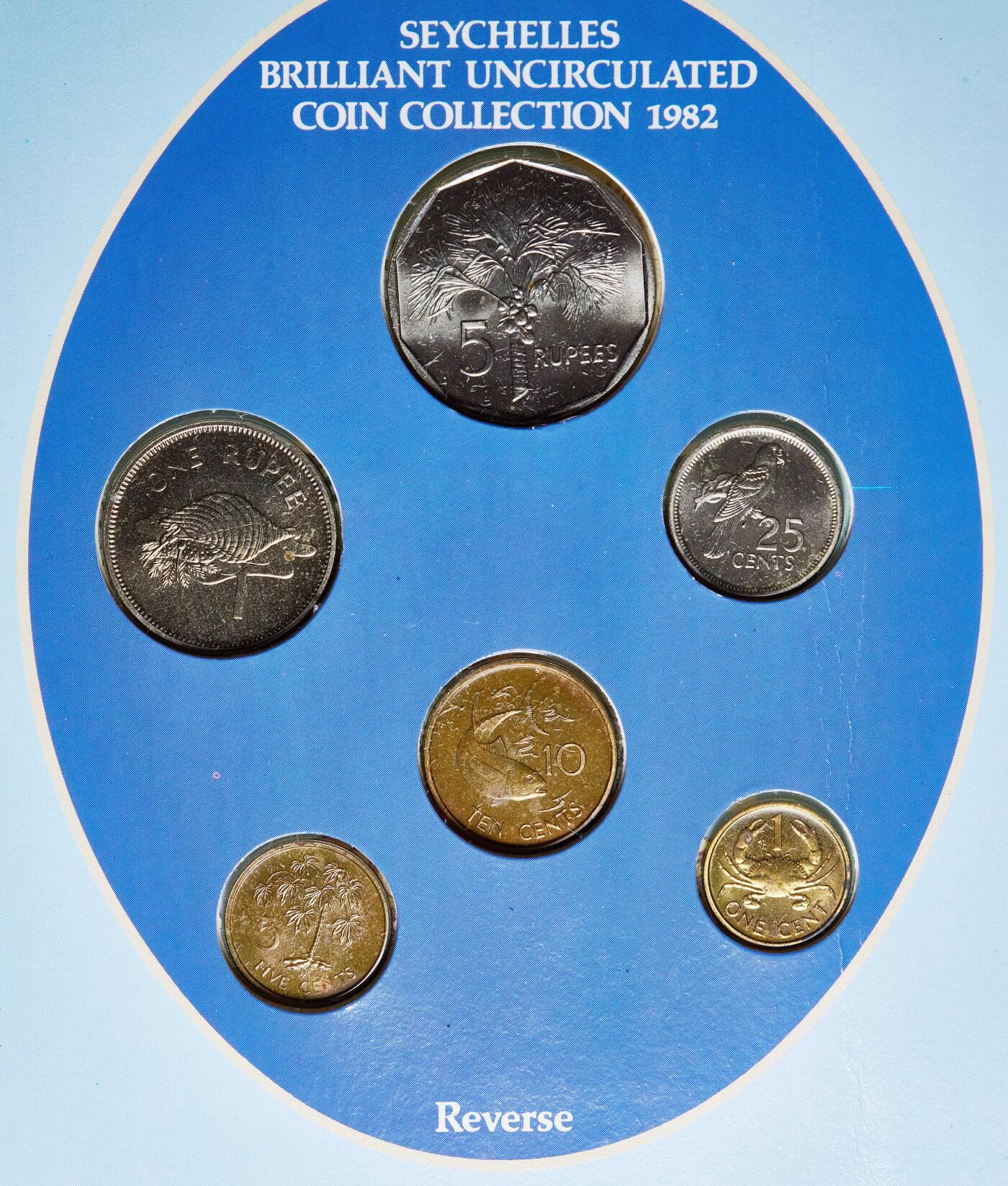 【俄甄集藏】2025年(040) 06-25星期三晚 19:00 全场包邮