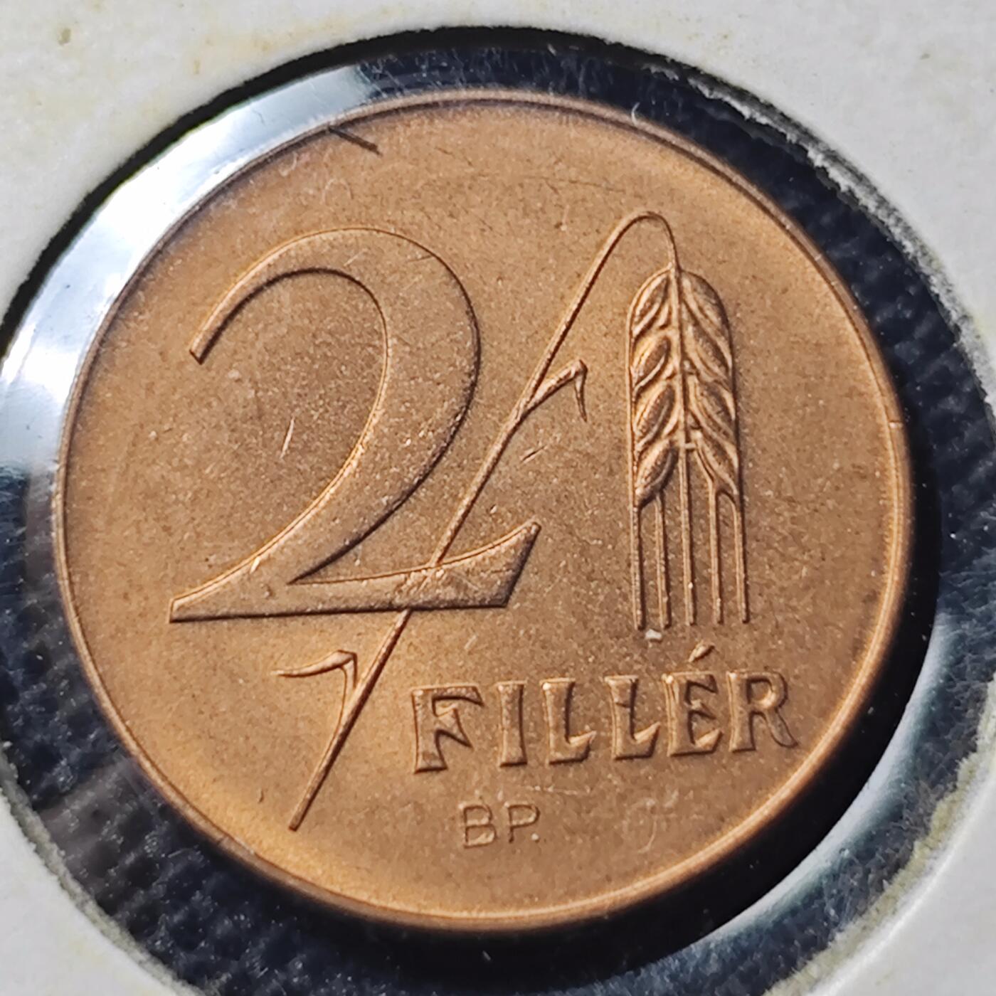 KK钱币收藏小铺 第300期 百期特拍3连拍第2场  周末发货 1946匈牙利2菲勒铜币 拆卷品！ 