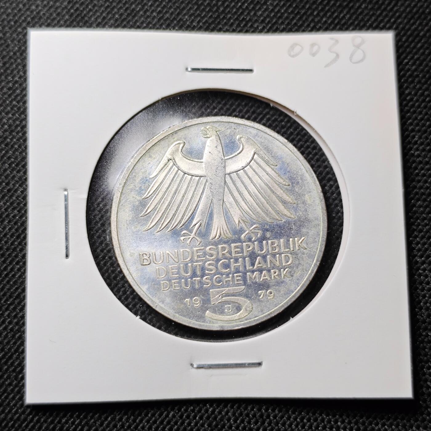 KK钱币收藏小铺 第300期 百期特拍3连拍第2场  周末发货   1979西德5马克纪念银币 好品