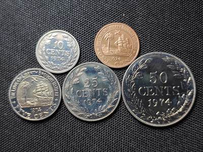 KK钱币收藏小铺 第300期 百期特拍3连拍第2场  周末发货 -  1974利比里亚大小面值精制币一组