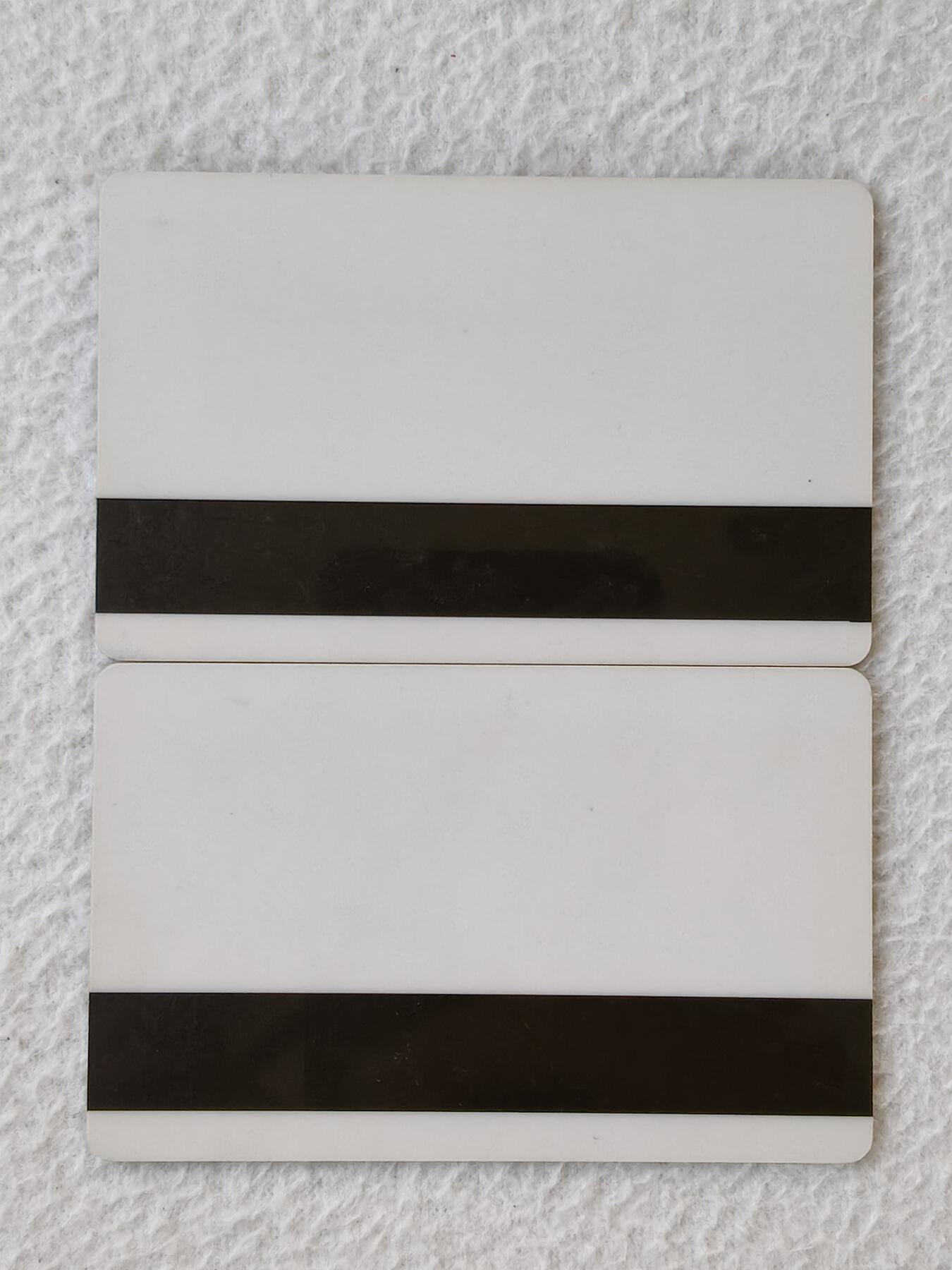 易卡拍卖第21期 佳木斯蓝白卡B版小￥。（发行量2000套）太科卡。新卡。品相如图所示！