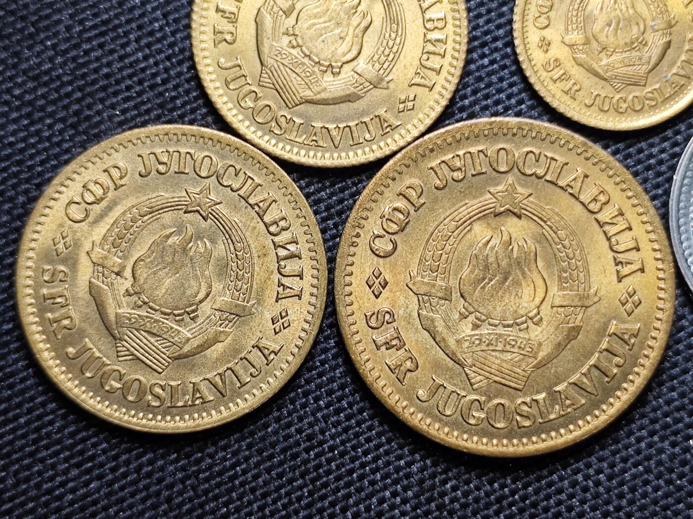 KK钱币收藏小铺 第300期 百期特拍3连拍第2场  周末发货 1965 南斯拉夫社会主义联邦共和国  第二版早年份大小面值一套铜币 好品