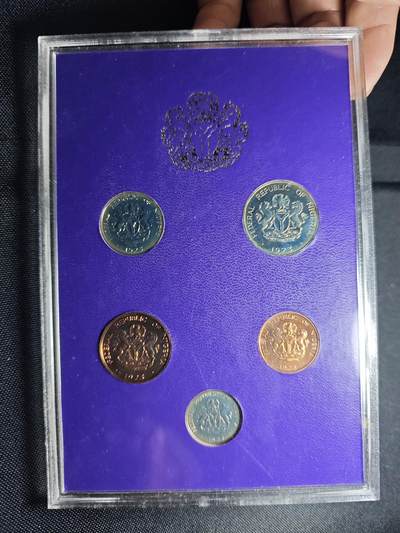 KK钱币收藏小铺 第301期 百期特拍3连拍第3场  周末发货 -  1973尼日利亚精制币清年套币 稀少！