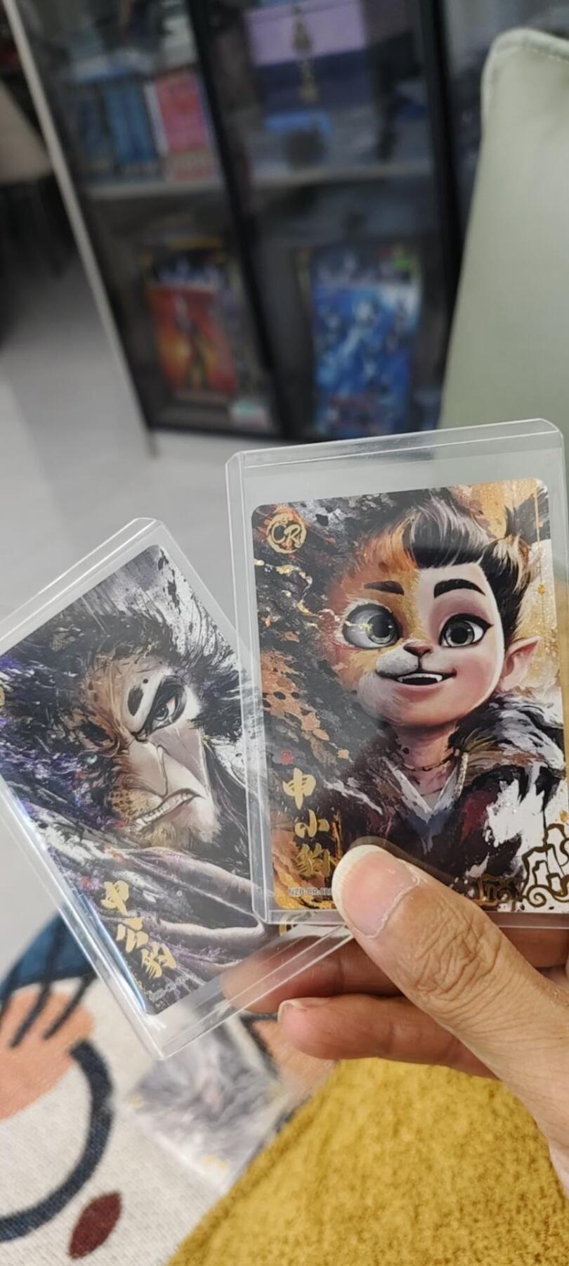 秋原瞳的小店第十六期（火辣辣的夏天，卡游最火哪吒和昆仑万象最火项目激情碰撞） 卡游哪吒灵焰包cr申公豹申小豹兄弟组合，实物特效拉满
