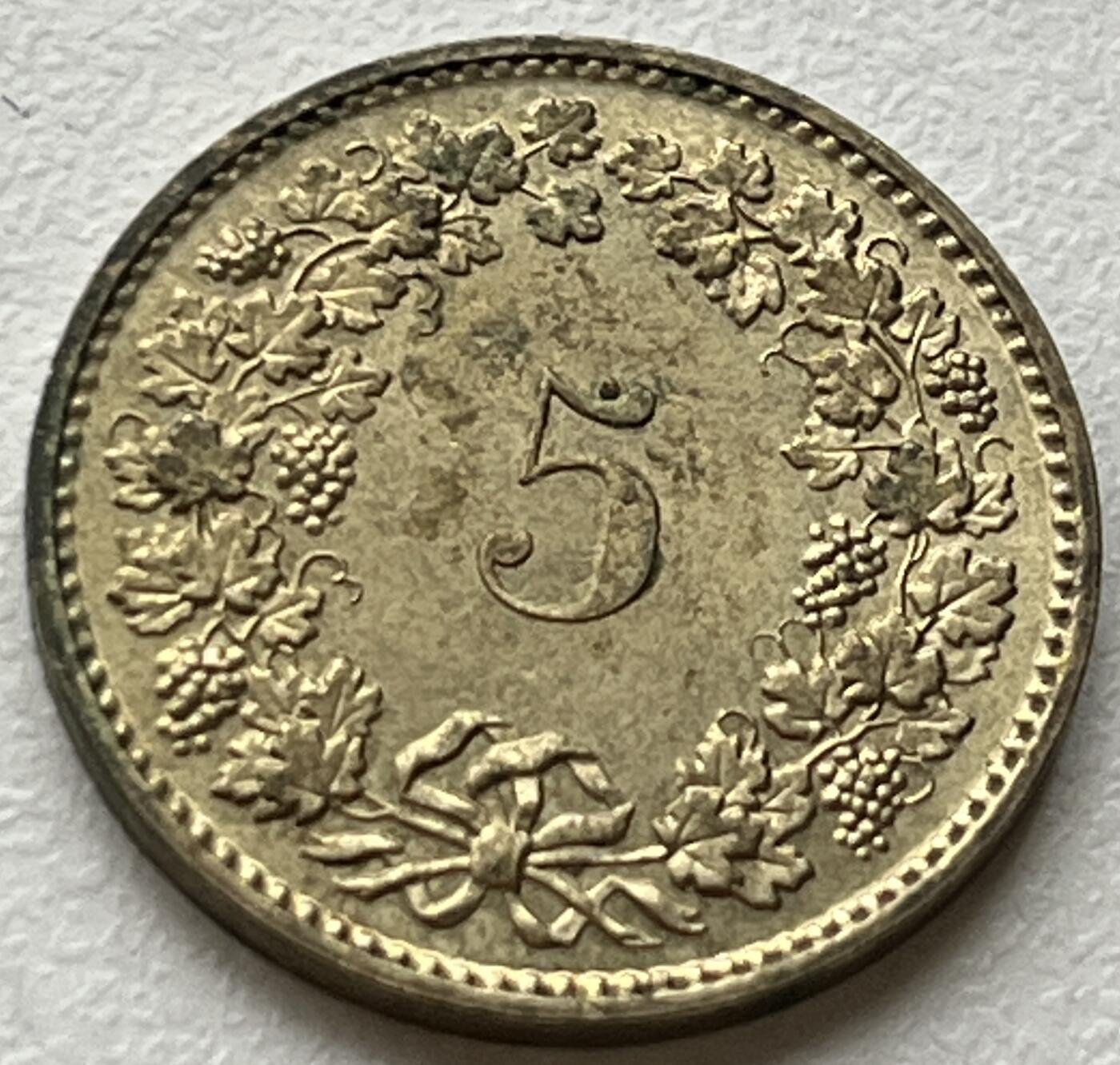 神仙姐姐-中外币专场6 1983年 瑞士5分