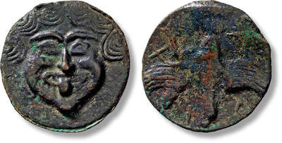 上海匡时2025年春季拍卖会 古希腊 奥尔比亚城铸造铜币一枚，直径：68.8mm，重量：98.8g，正面：美杜莎吐舌头头像，背面：展翅的雄鹰，黑海北岸斯基泰地区，奥尔比亚城邦，于公元前437-410年发行。属于古希腊早期的铸造铜币，十分罕见