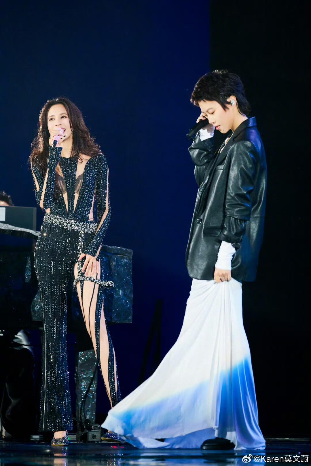 零元拍：雨后夏夜，大秀一场！莫文蔚亲笔签名莫文蔚精选 Karen More黑胶LP限量版！331/3转180g，滚石唱片发行，日本压片进口！签于天津~