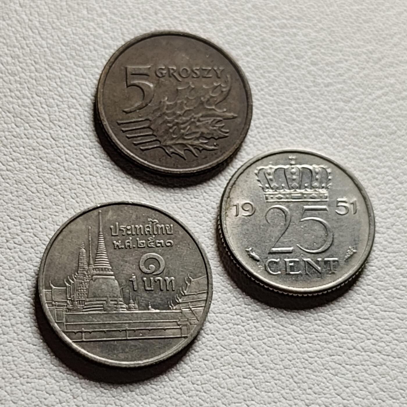 泉币菌-第40场-各国老币福利场 品质硬币三枚