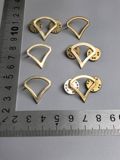 【麦稀奇收藏嘉年华】小驴勋章奖章收藏6月21日周六晚18点拍卖（有偿代拍送拍规则在简介最后，参拍须阅读规则后再参拍，关系到运费包装发货时效、真假辨别等关键信息，个人微信码在最后一个拍品） - 美军领章一组