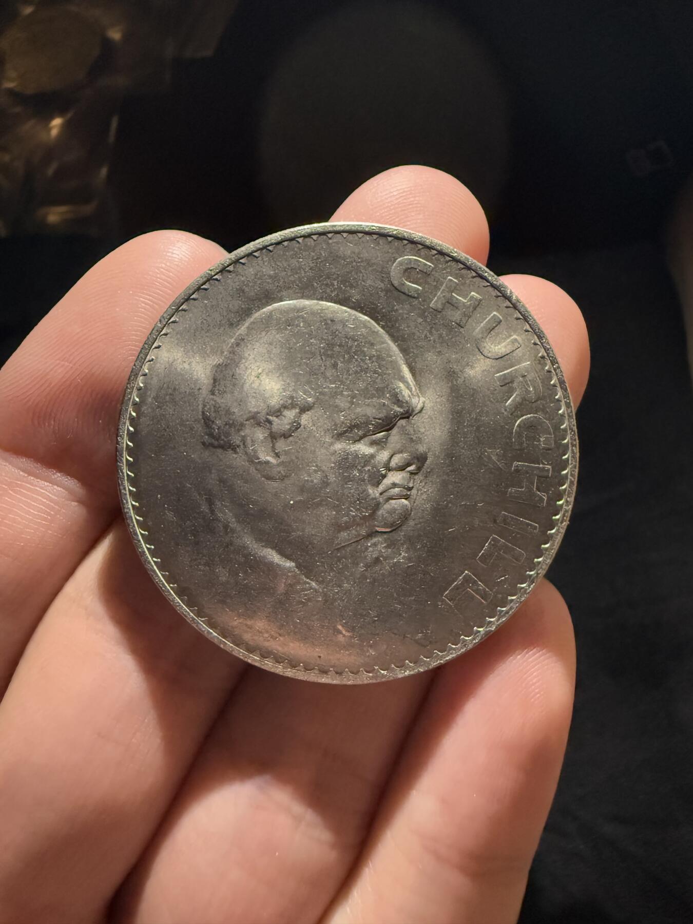 南宋泉阁俄币 外币 国币 专场第十二期【送拍无额外佣金】 英国 1965年丘吉尔纪念大型铜镍币 近未流通 双面转光 好品