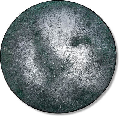 上海匡时2025年春季拍卖会 阴刻观音镜，直径：12.4cm，厚：0.32cm，重：374.8g。