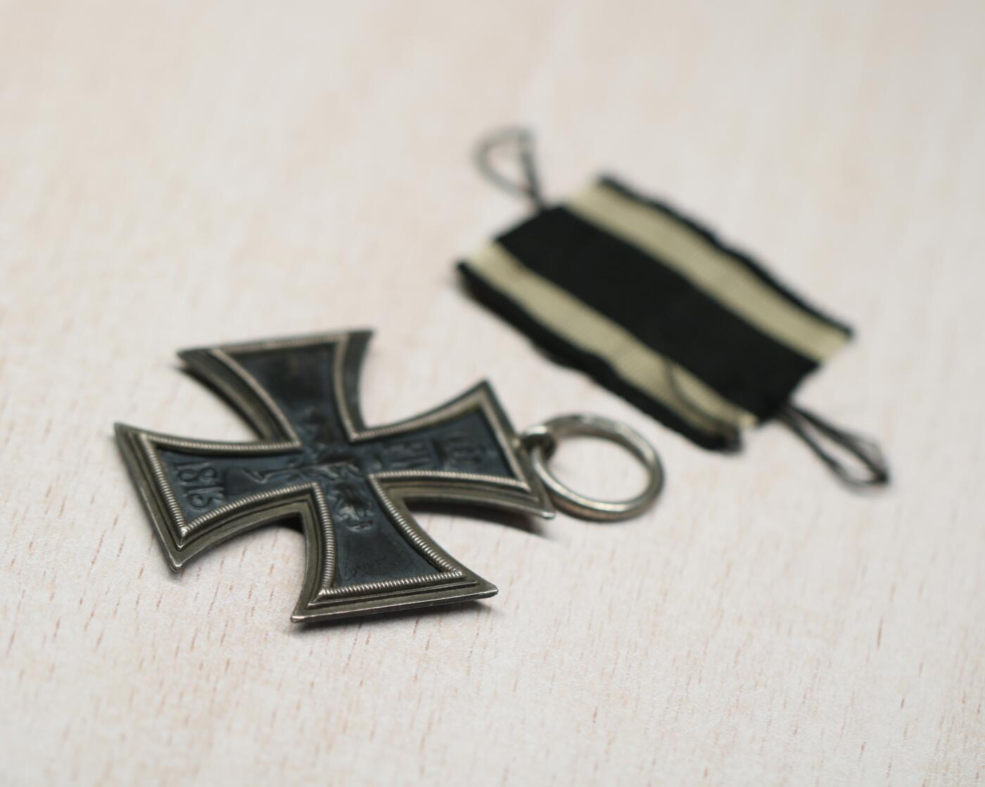 大猫徽章拍卖 第273期 一战德国二级铁十字 800银标