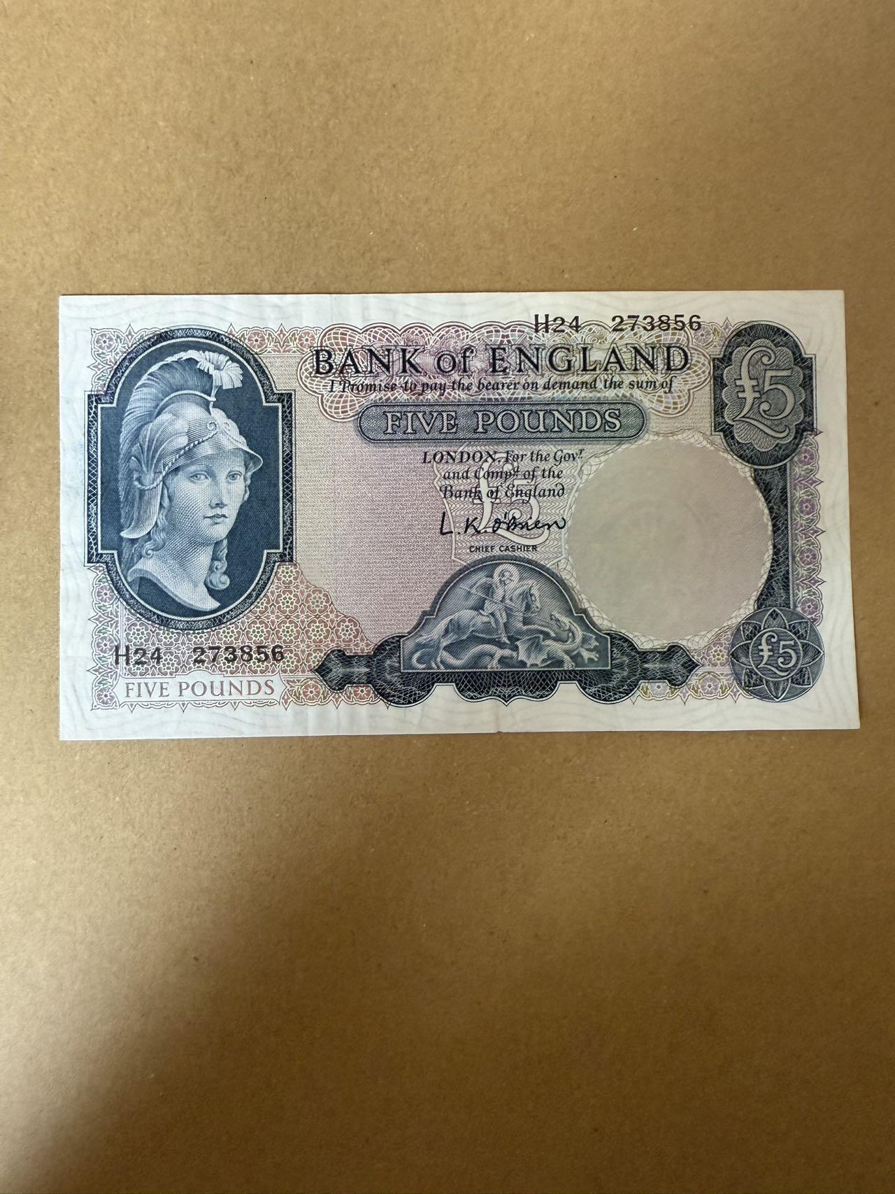 【炜奕收藏】，第三十七期 英国B序列5镑，AU品相，强光下有暗折