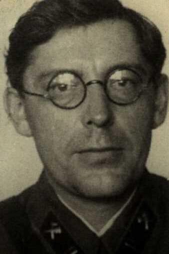 大猫徽章拍卖 第273期 莫斯科古比雪夫军事工程学院毕业证章带证书，第一版 