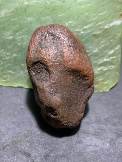 精美铁红皮冰飘心开窗料南红玛瑙原石一颗 - 精美铁红皮冰飘心开窗料南红玛瑙原石一颗