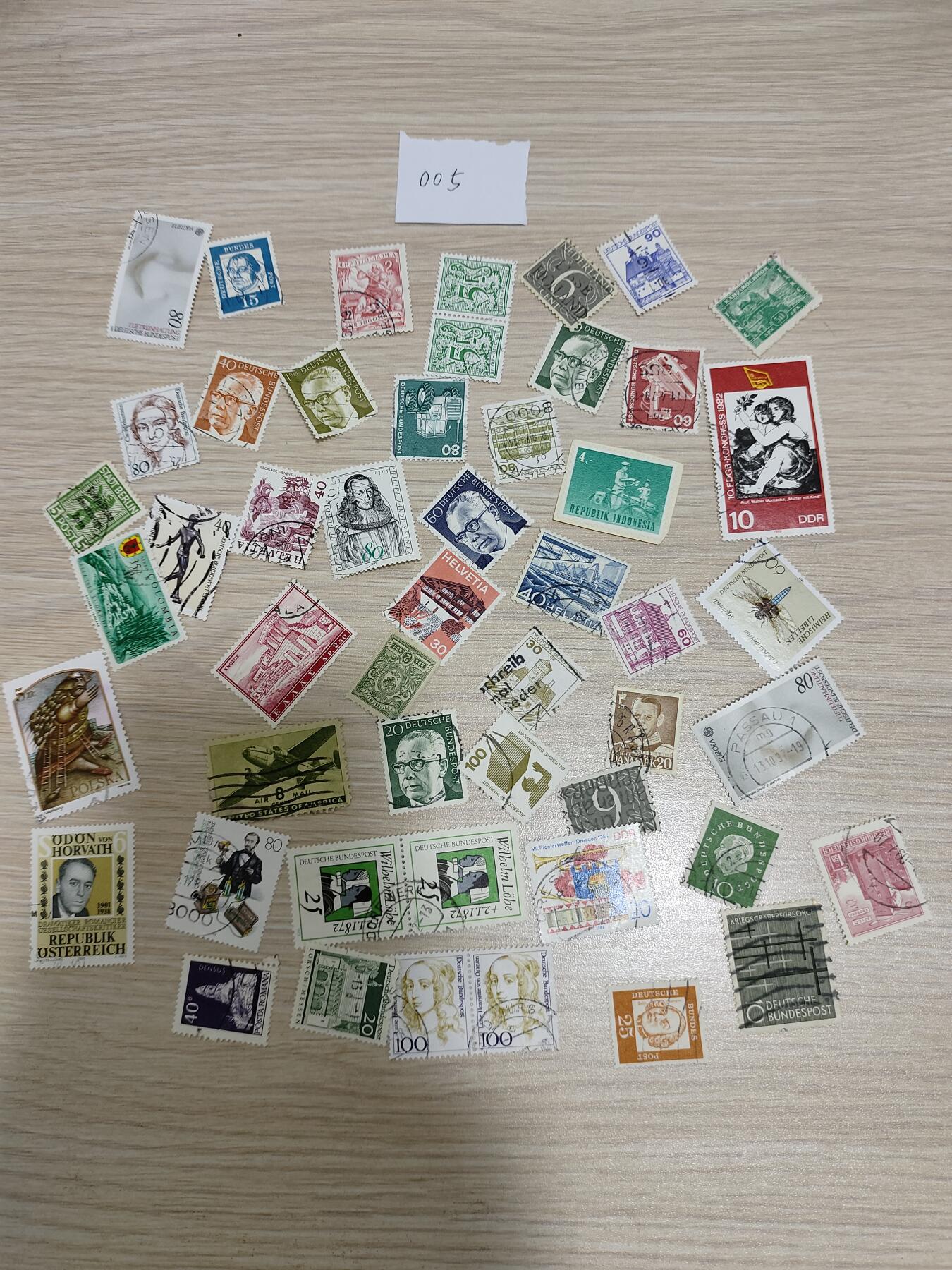 多国邮票200枚