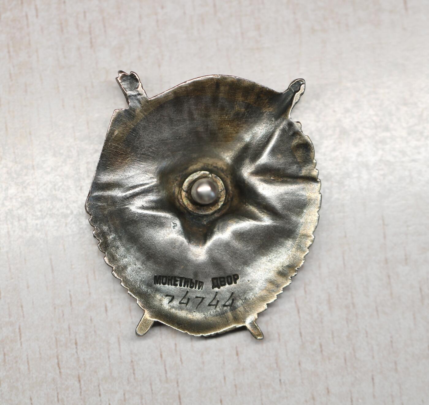 大猫徽章拍卖 第273期 苏联红旗勋章 早期轮版 原配银轮 档案齐全 “库尔斯克会战事迹”