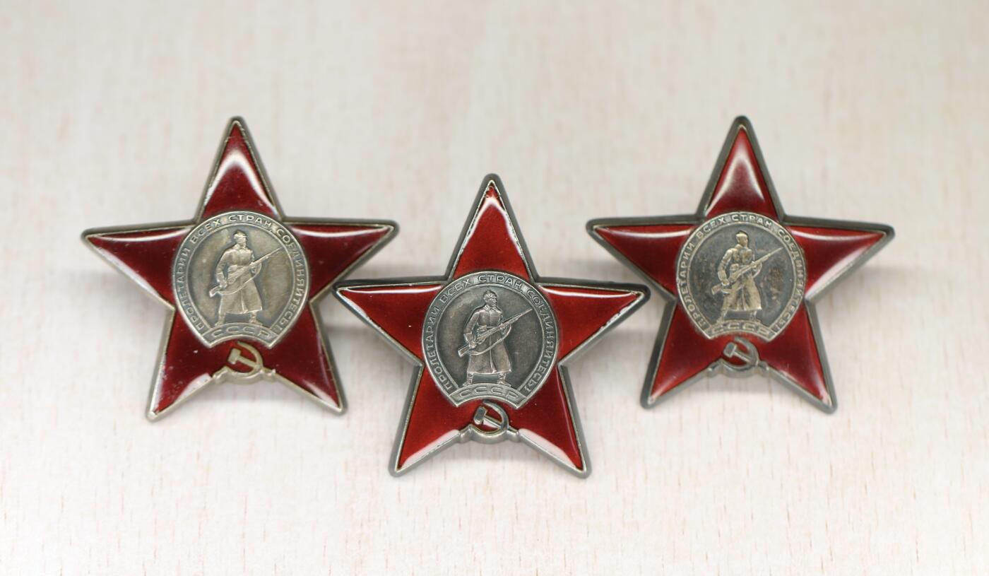 大猫徽章拍卖 第273期 苏联红星勋章一组 均有微小瑕疵