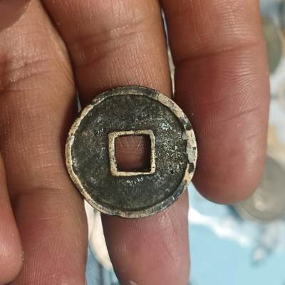 泡泡币外币第五十三场可代拍15038385335微信 - 洪武